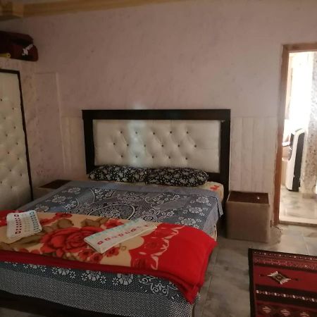 Guest House Hazem Al Azraq ash Shamali Екстер'єр фото